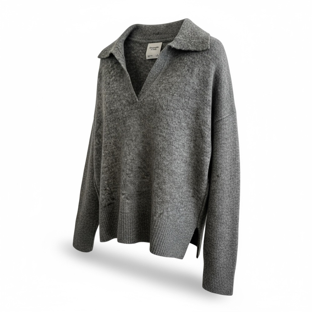 Abercrombie & Fitch Gray V-Neck Sweater